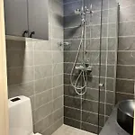 Harmony Two-room Near Bus- And Railwaystation 图尔库