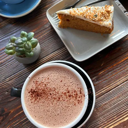 Harmony Two-room Near Bus- And Railwaystation アパート トゥルク