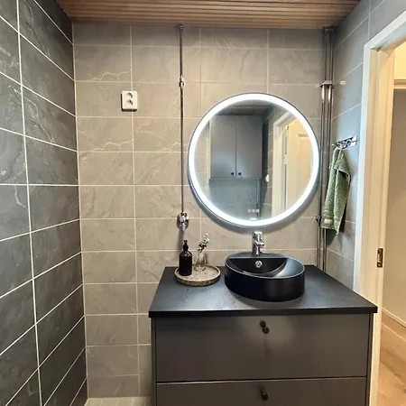 Cozy Two-room Near Bus- And Railwaystation