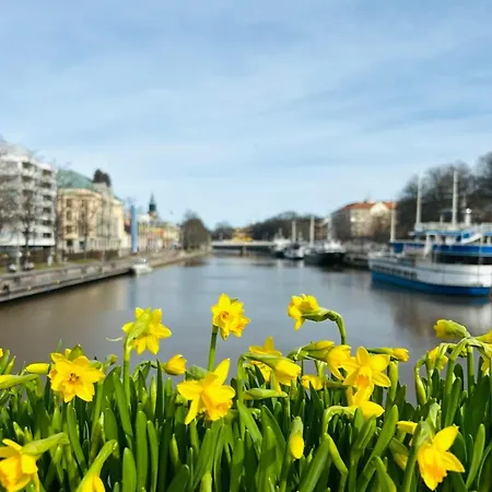 アパート Harmony Two-room Near Bus- And Railwaystation *