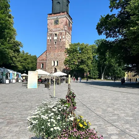 公寓 Harmony Two-room Near Bus- And Railwaystation *